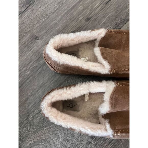 UGG Men's Ascot Slipper size 11(3E width ) - Picture 6 of 10